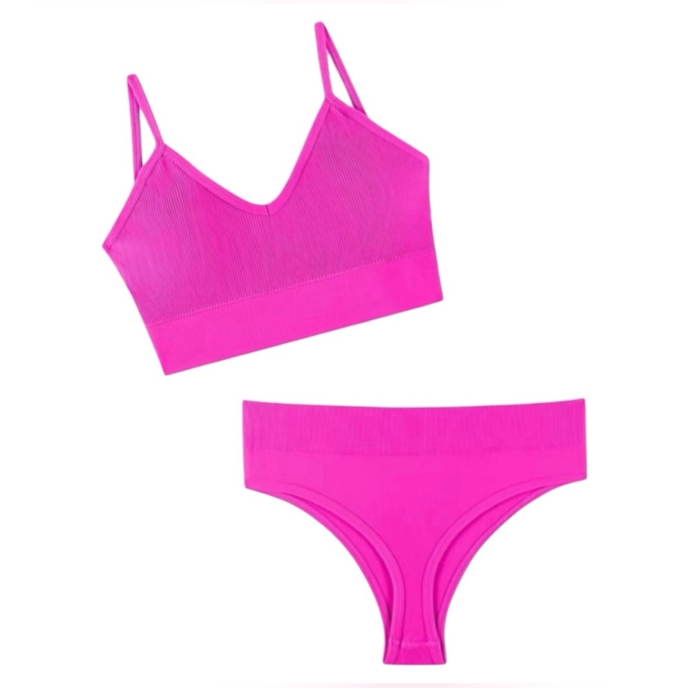 2 piece Ribbed Neon Pink matching Bra and Panty set! Size XL🔥